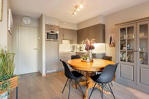 Apartment in Blankenberge With Marina View