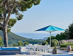 Super Villa With Swimming Pool
