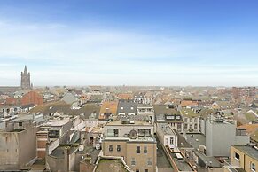 Apartment in Blankenberge With Sea Views