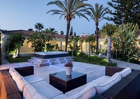 Modern Versace-themed Villa