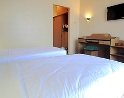 Makati Rio Hotel