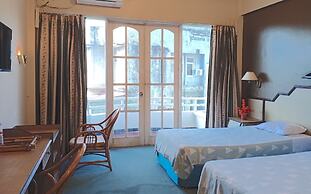 Makati Rio Hotel