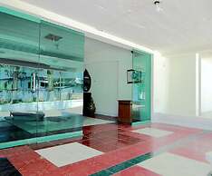 Makati Rio Hotel