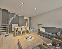 Duplex in Blankenberge Steps From Seafront