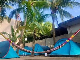 Kin Hostal and Camping
