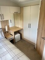 Charming 2-bed Chalet in Tuxford