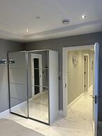 Croke Park, 3-beds ,1 Pullout bed , Sleeps 8