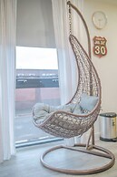 Chic and Cheerful pad in Sheffield City
