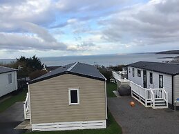 Haven Caravan Sleeps 6 Pet Friendly