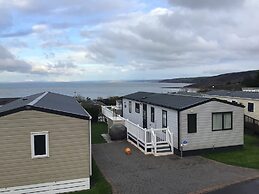 Haven Caravan Sleeps 6 Pet Friendly