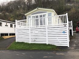 Haven Caravan Sleeps 6 Pet Friendly