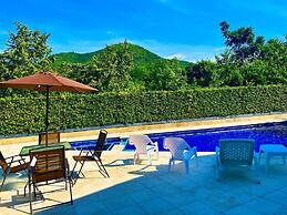 VILLA SARI