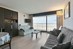 Flat in Blankenberge Near Belgium Pier