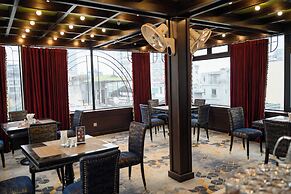 Bay Luxury Beijing Hotel