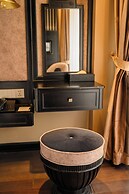 Bay Luxury Beijing Hotel