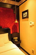 Bay Luxury Beijing Hotel