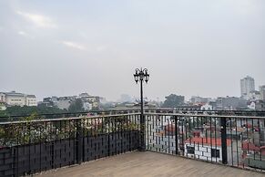 Bay Luxury Beijing Hotel