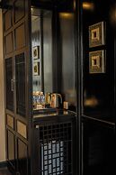 Bay Luxury Beijing Hotel