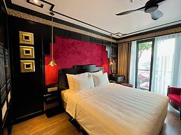 Bay Luxury Beijing Hotel