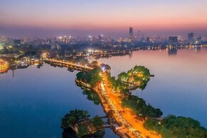 Bay Luxury Beijing Hotel