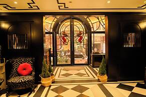 Bay Luxury Beijing Hotel