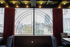 Bay Luxury Beijing Hotel