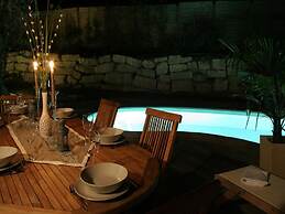 Luxurious Villa With Terrace in the Rural Chalais