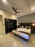 Hotel Om Palace