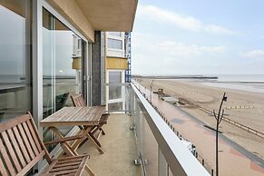 Apartment in Blankenberge by the Beach