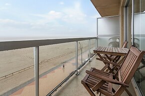 Apartment in Blankenberge by the Beach