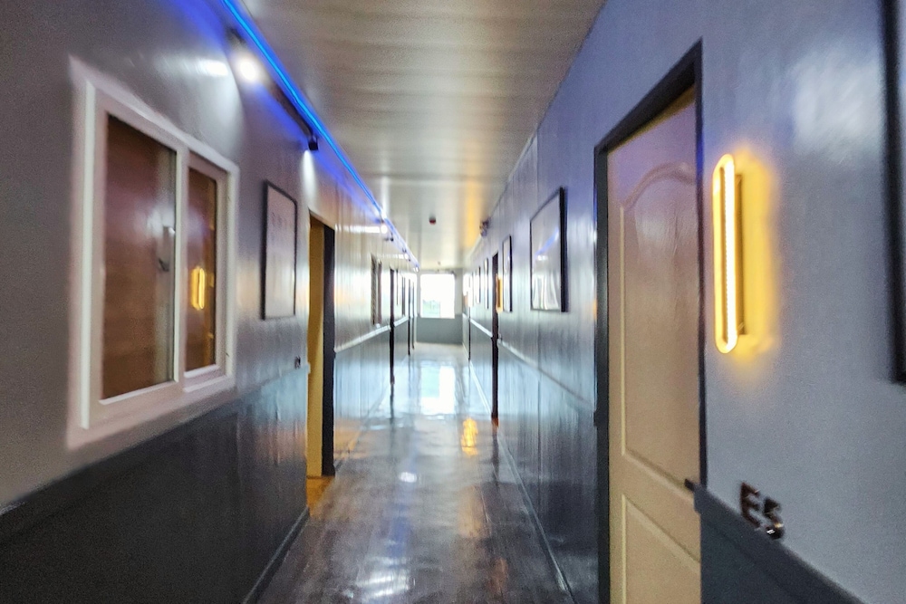 Freddo Studio Apartelle