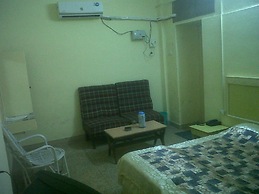 Raj Hotel
