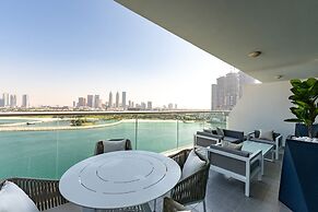Urban 1BR Palm Apt w Beach Access