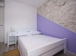 Holiday House Neda
