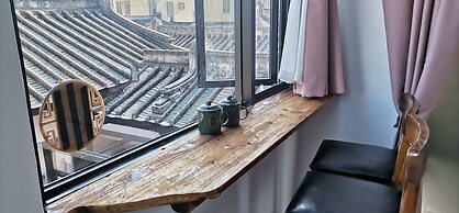 Serenity Courtyard Hotel