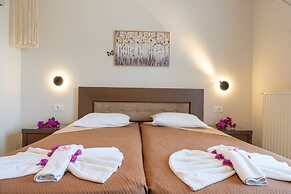 Stathis Rooms