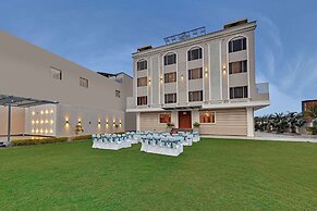 Click Collection Grand Gateway Varanasi