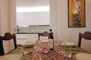 Marsili Suite