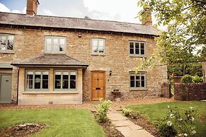 The Falcon Cottages