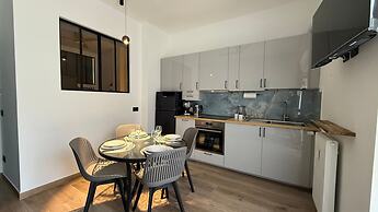 M P Beach House in Diano Marina