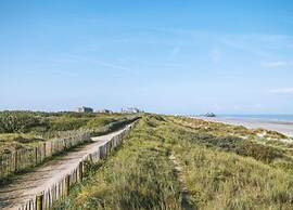 Apartment in Blankenberge With Sea Views