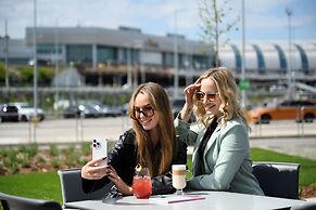 TRIBE Budapest Airport