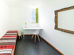 Stylish Retreat With Sauna