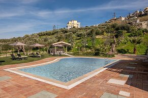 Olive Grove Maisonettes and Apts