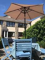 The Old Barn Near St Ives - Rustic Charm & Space