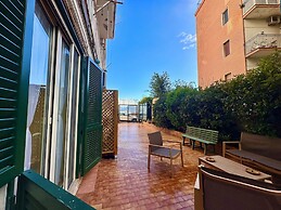Life in Naples