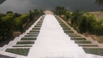CHATEAU LE MARARA