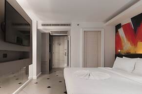 Skye Hotel Bangkok