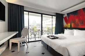 Skye Hotel Bangkok