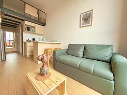 Atelier Cedritos by Weeki.